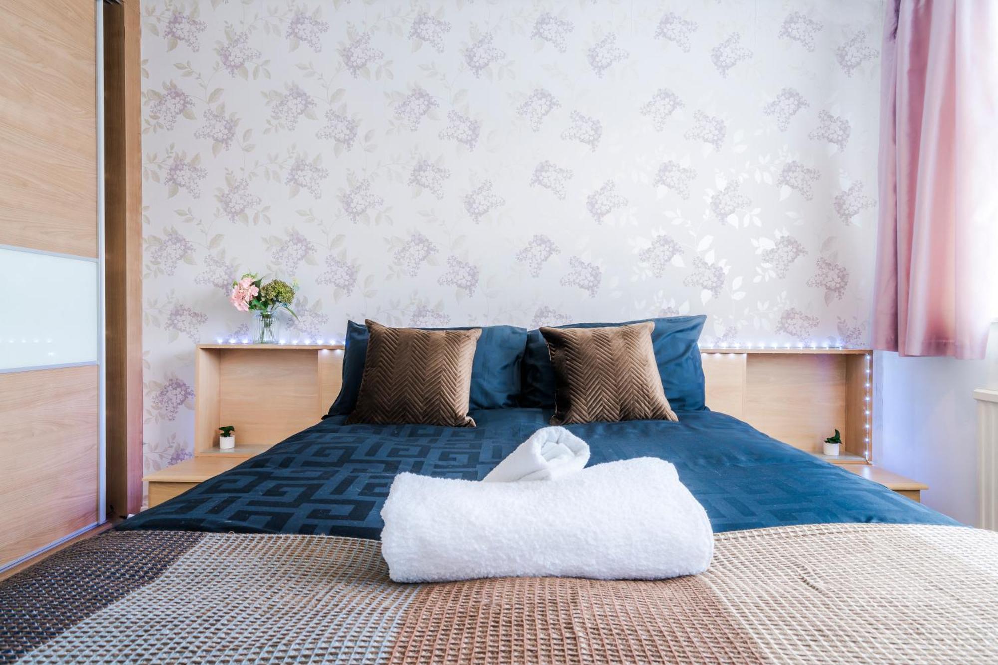 Leicester Oadby 4 Bed Home, 8 Guests, Park 5 Cars Экстерьер фото